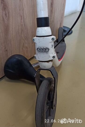 Самокат Audi