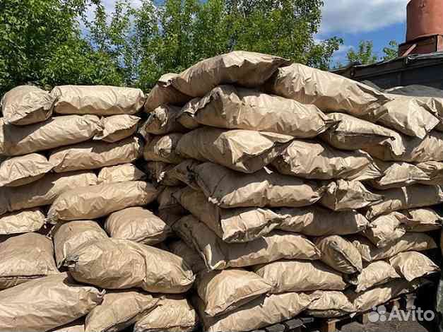 Березовый уголь в мешках