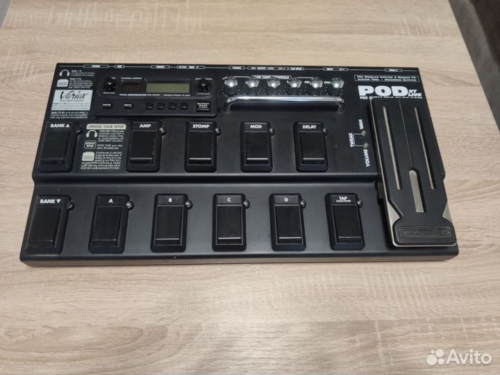 Звуковой процессор line6 pod xt live