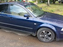 Volkswagen Passat 1.8 MT, 2002, 304 800 км, с пробегом, цена 700 000 руб.