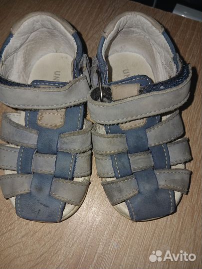 Сандалии детские для мальчиков 19,20 размер