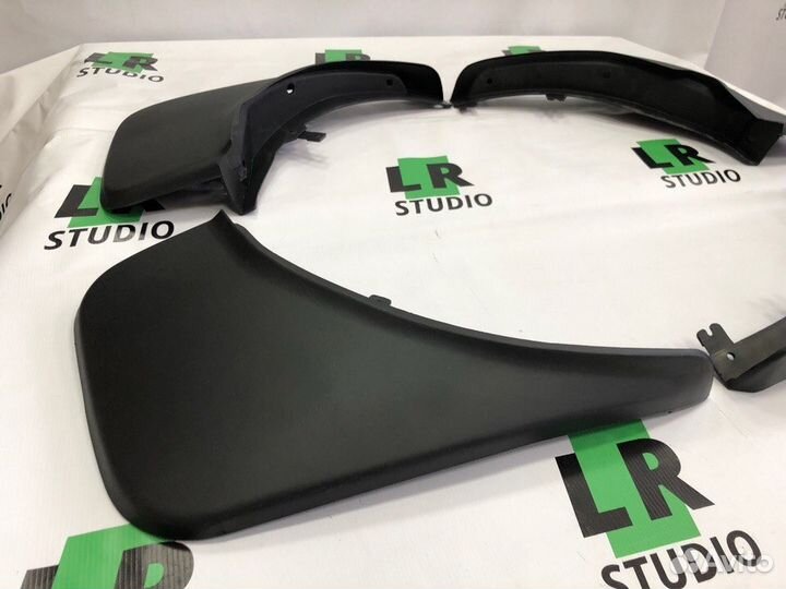 Брызговики Vogue