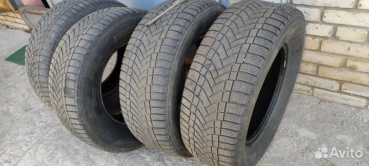Pirelli Ice Zero 265/65 R17