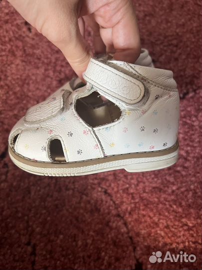 Босоножки для девочки