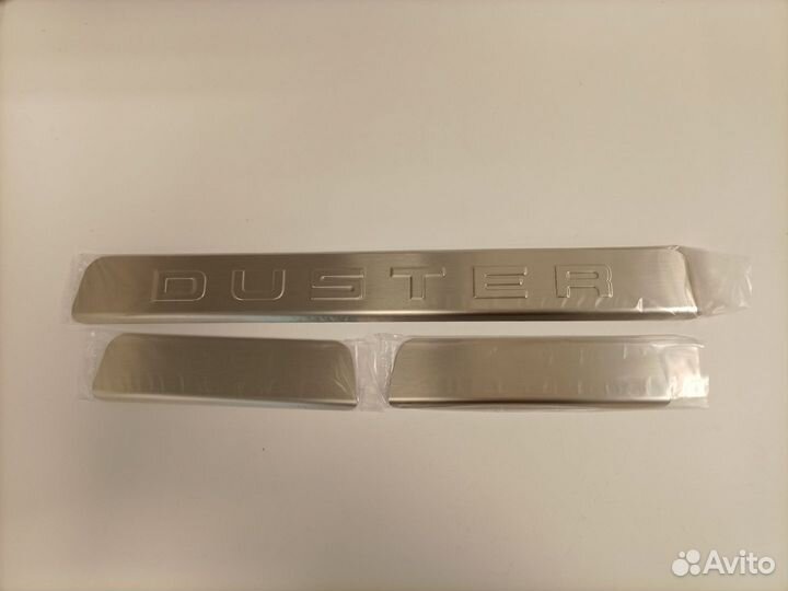 Накладки на пороги нерж. Дастер I (H79)