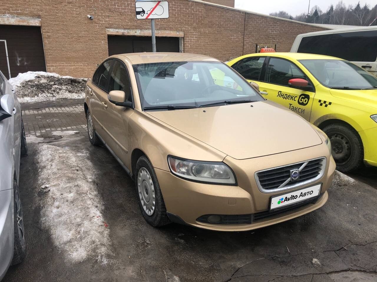 Volvo S40: фото владельца