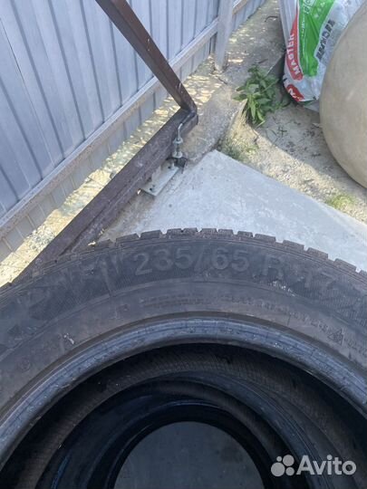 Gislaved NordFrost 100 235/65 R17 108