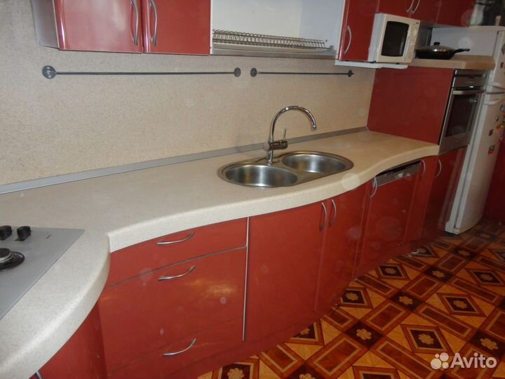 Ремонт кухонных гарнитуров, замена столешниц