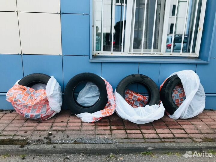 Bridgestone Dueler H/P 215/65 R16 98