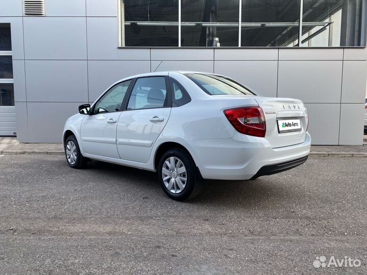 LADA Granta 1.6 МТ, 2021, 42 900 км