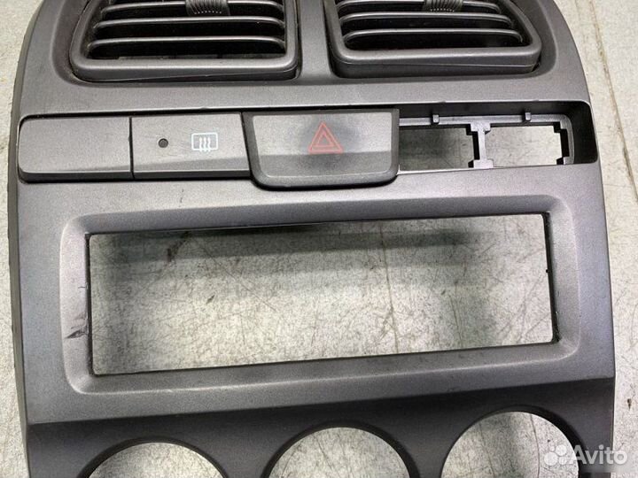 Центральная консоль Hyundai Accent седан 1.5 G4EC