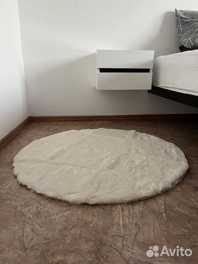 Коврик меховой