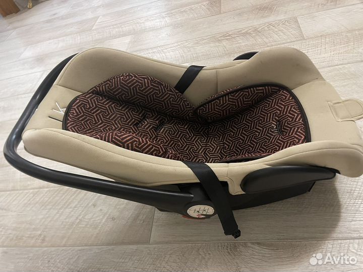 Автокресло люлька 0+