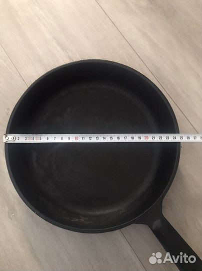Сковорода чугунная