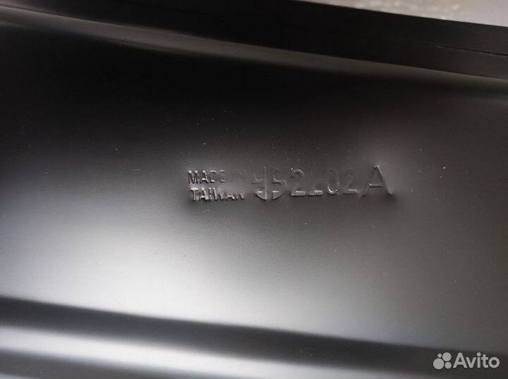 Капот Ford Fusion новый тайвань