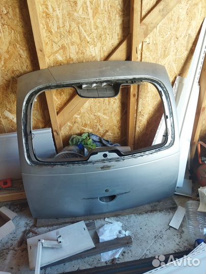 Крышка багажника Пт Круизëр