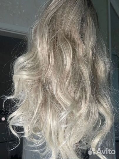 Парик блонд длинный с челкой