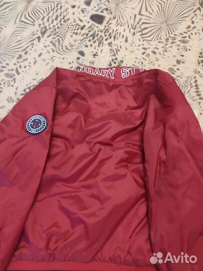 Курточка ветровка