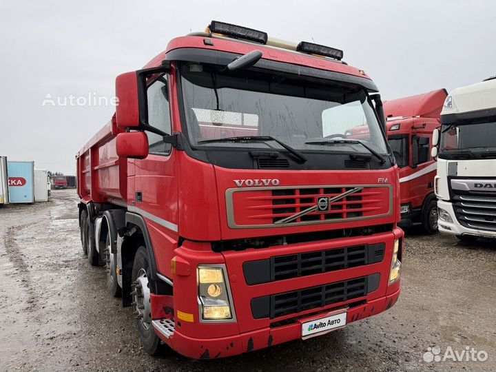 Самосвал 18 м³ Volvo FM Truck 8X4, 2011