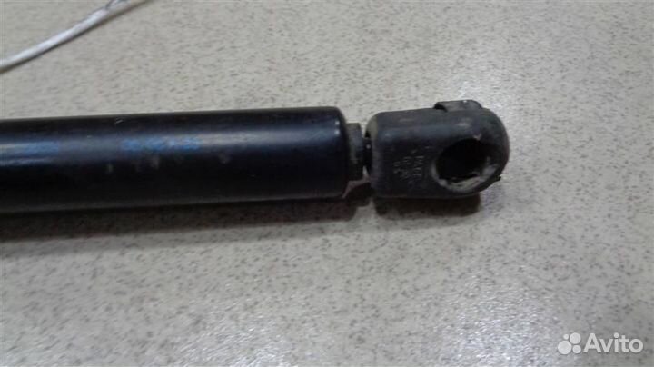 Амортизатор двери багажника Ford Mondeo 3 2000-20