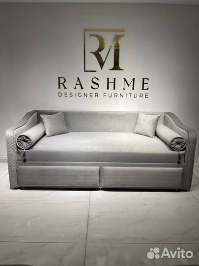 Диван выкатной прямой