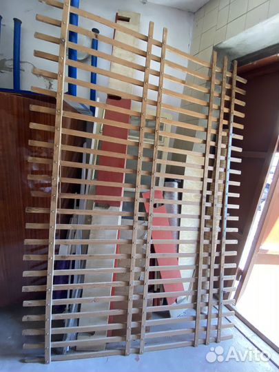 Настенный держатель для кашпо и мелких предметов