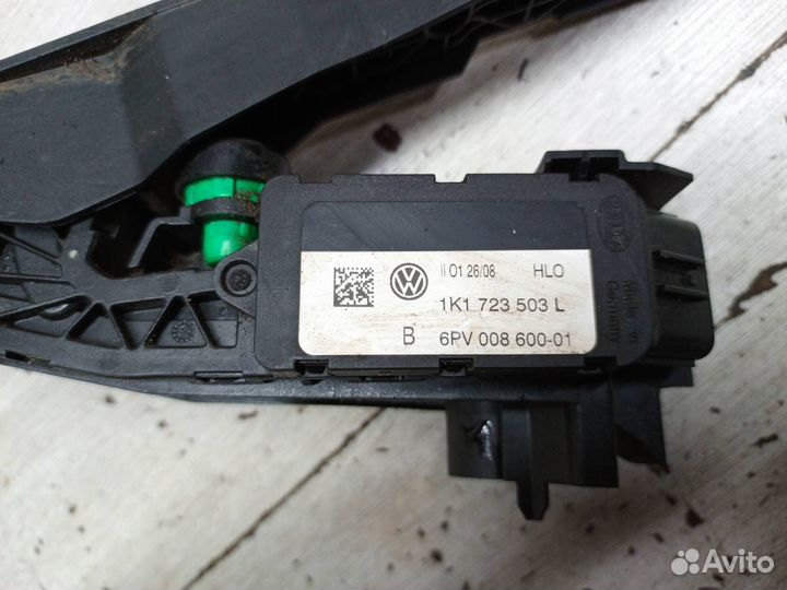 Педаль газа VAG