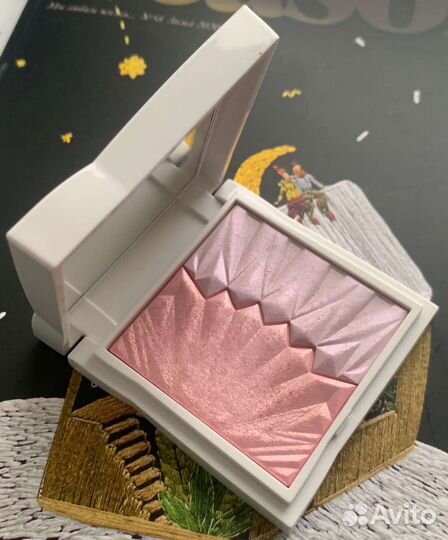 Хайлайтер Guerlain Meteorites