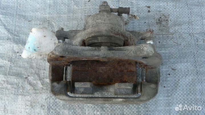 Суппорт тормозной пер правый Chevrolet Orlando I