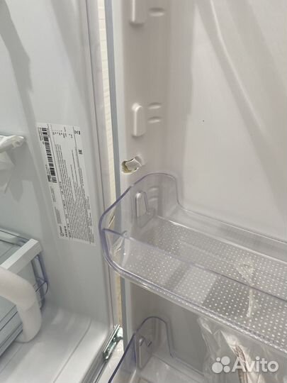 Холодильник Indesit ITR 5180 W 2-хкамерн. белый