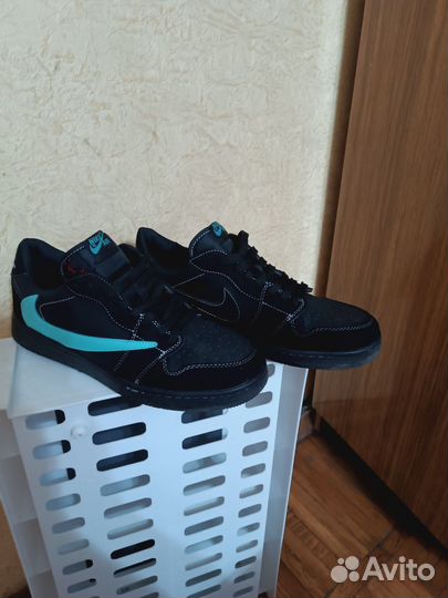 Кроссовки nike air jordan travis scott