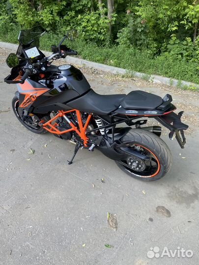 KTM 1290 Super Duke GT
