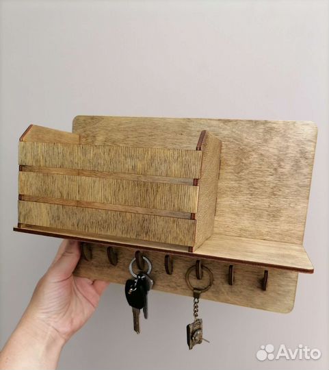 Ключница настенная из дерева