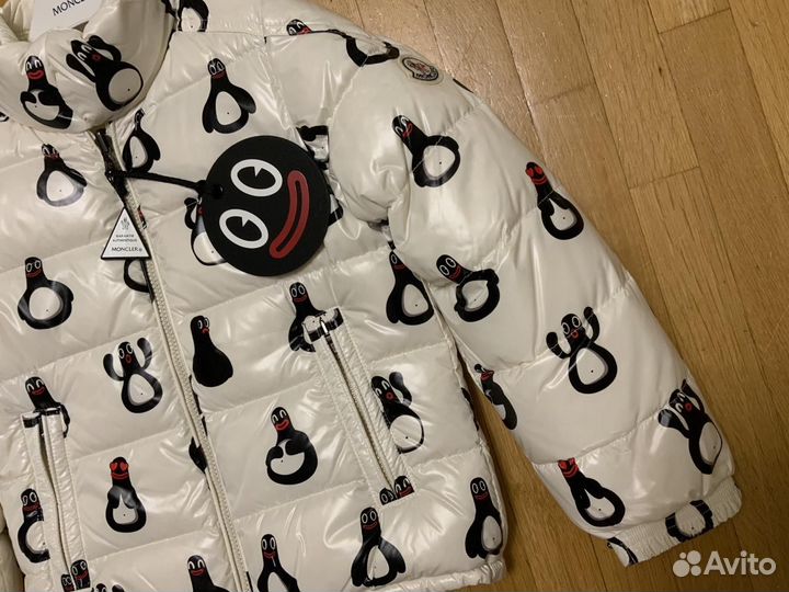 Куртка пуховик Moncler размер 7-8 лет 122-128 см