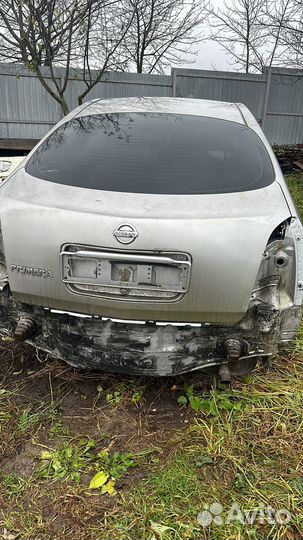 Nissan Primera 2.0 CVT, 2001, битый, 180 000 км