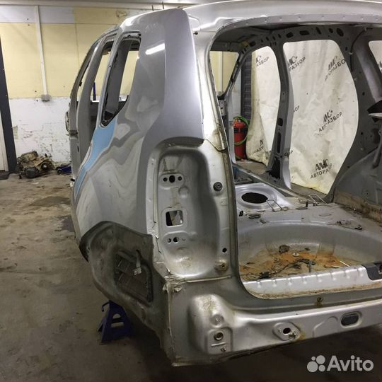 Б/У Б/У Крыло заднее левое 774214657R renault