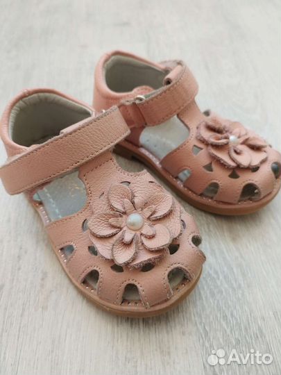 Сандали для девочки
