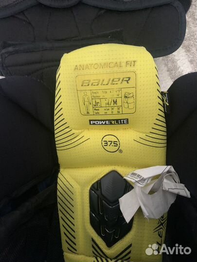 Хоккейные шорты бауер и нагрудник easton