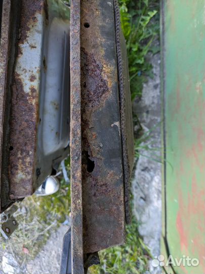 Левые двери УАЗ Хантер