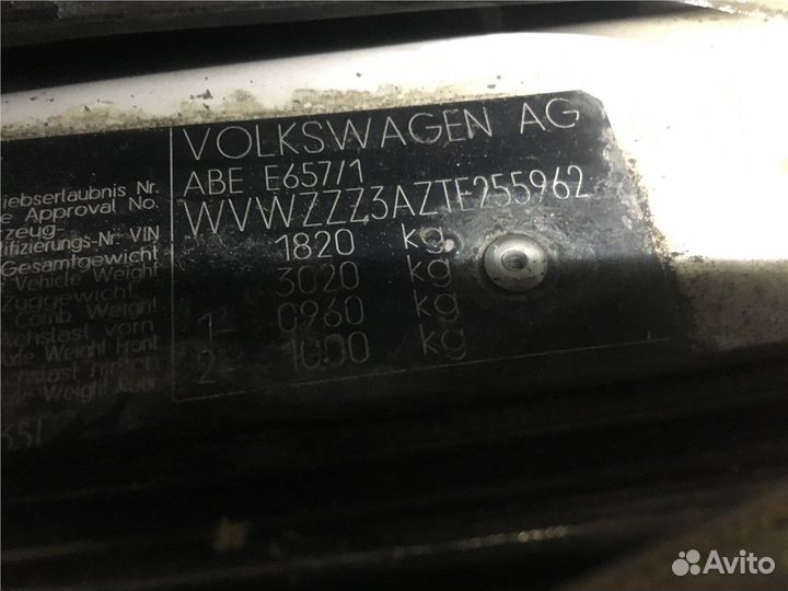 Разбор на запчасти Volkswagen Passat 4 1994-1996