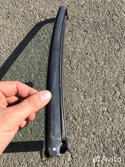 Форточка задней левой двери Нексия N150