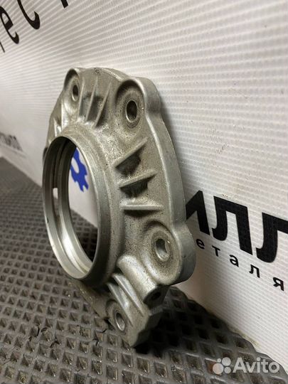 Крышка кпп Volvo FH13 21664147