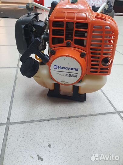 Бензотриммер husqvarna 236r т02