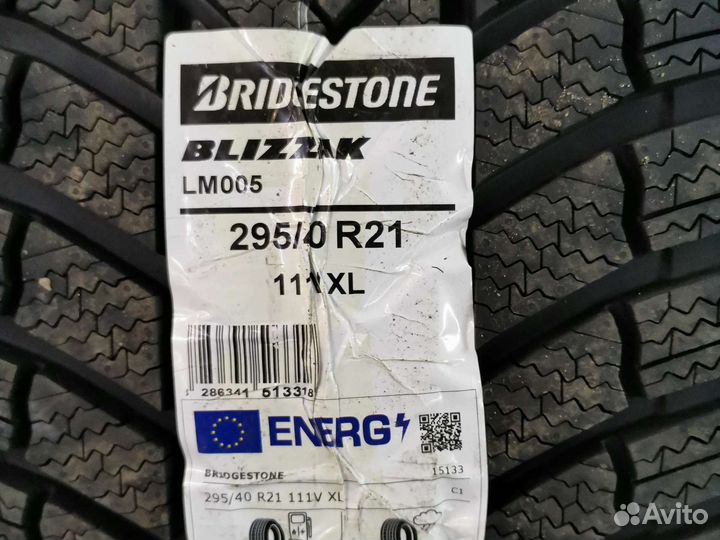 Bridgestone Blizzak LM-005 295/40 R21