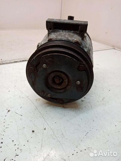 Компрессор кондиционера Renault Scenic 1998