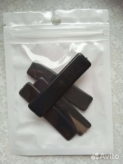 Заглушка молдинга крыши Mazda 3 BK, новая