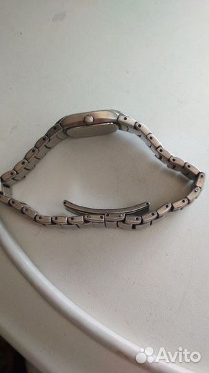 Женские кварцевые часы Cover