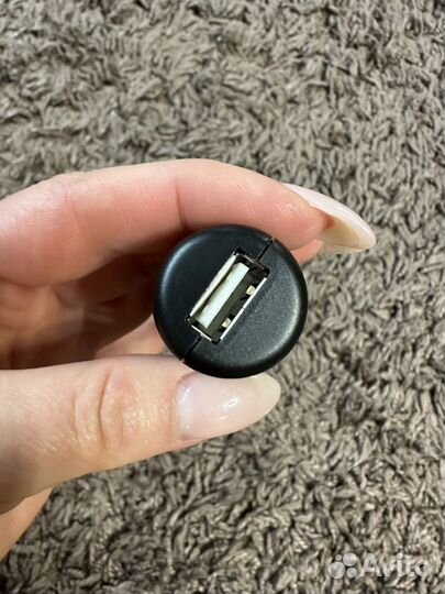 Автомобильное зарядное устройство Jabra