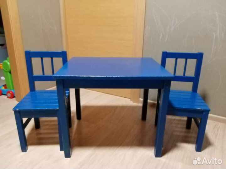 Детский стол и стул IKEA svala