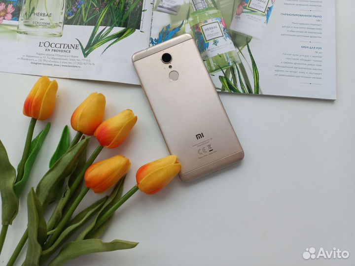 Коробка и аксессуары от xiomi redmi 5